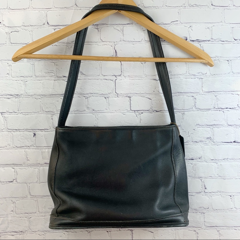 🎉Moving Sale! Coach vintage leather shoulder bag - Picture 3 of 8